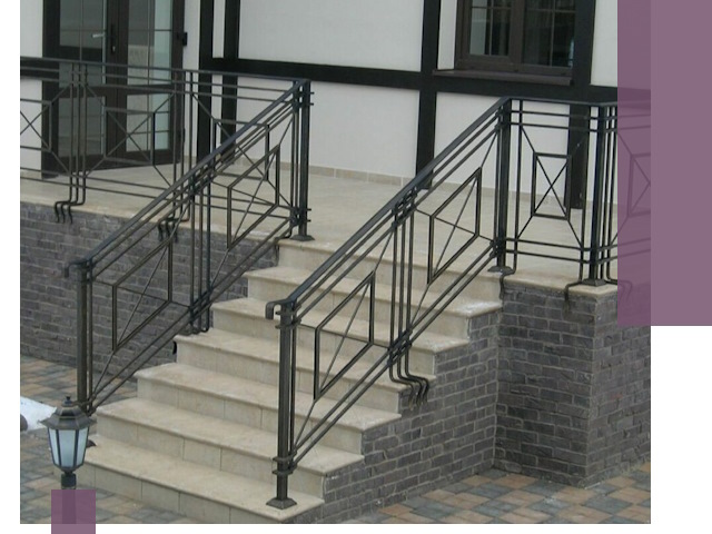 Перила для крыльца в Нефтекамске — монтаж, изготовление и установка