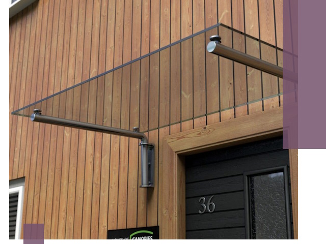 Стеклянные козырьки на входы и фасады в Нефтекамске