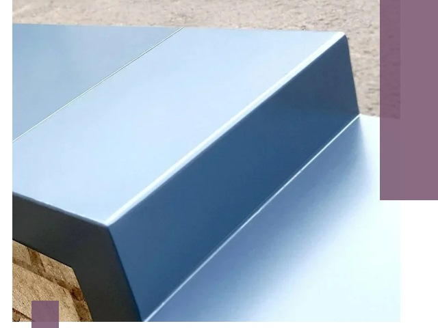 Крышки на парапет в Нефтекамске: изготовление и монтаж под ключ